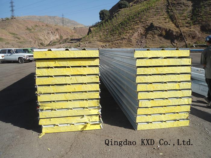 Sendvičový panel ze skleněné vlny